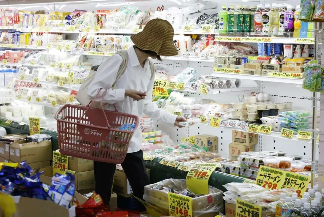日元加息预期升温	，日本财政压力却爆发！10年期国债收益率突破3%